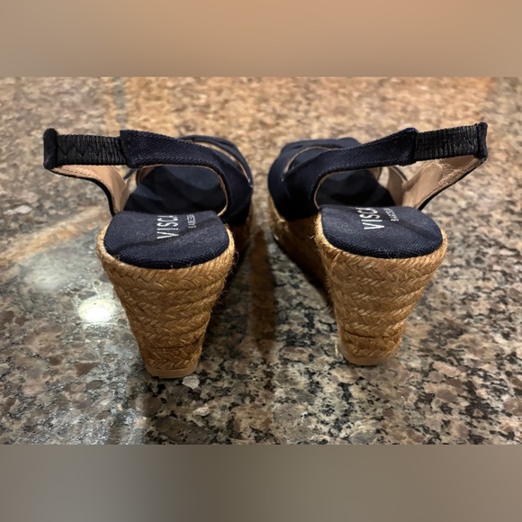 Viscata Calella Navy Espadrilles
Size 7 US / 38 EUR - Picture 4 of 6